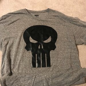 Men’s XL Punisher shirt perfect condition!